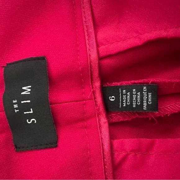 White House Black Market Fuchsia Pantsuit NWOT - Original Retail Price: $350 - Picture 6 of 7